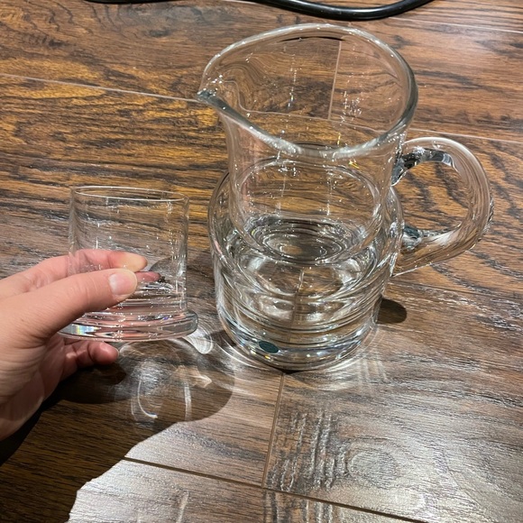 vintage tiffany glassware - selling as a set - Picture 9 of 10